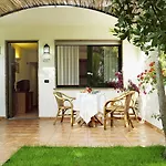 Oleandri 4*