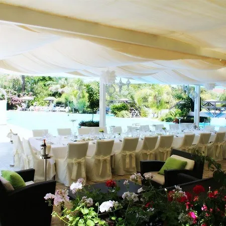 Oleandri Otel